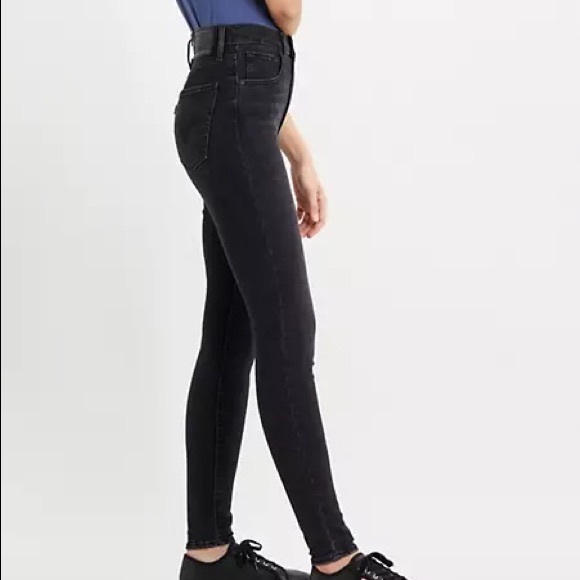 Levi’s Mile High Super Skinny in Washed Black - Picture 1 of 11